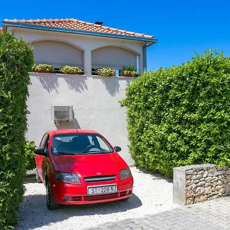 With Parking Space Mirca, Brac - 729 Supetar