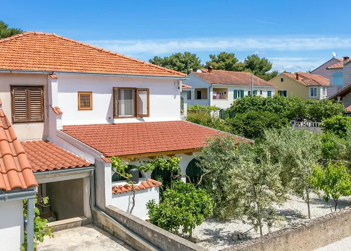 With Parking Space Mirca, Brac - 729 苏佩塔尔